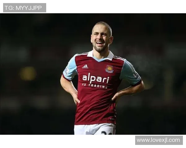 足球明星乔科尔精彩瞬间回顾与个人魅力展现的图片合集 足球明星乔科尔精彩瞬间回顾与个人魅力展现的图片合集