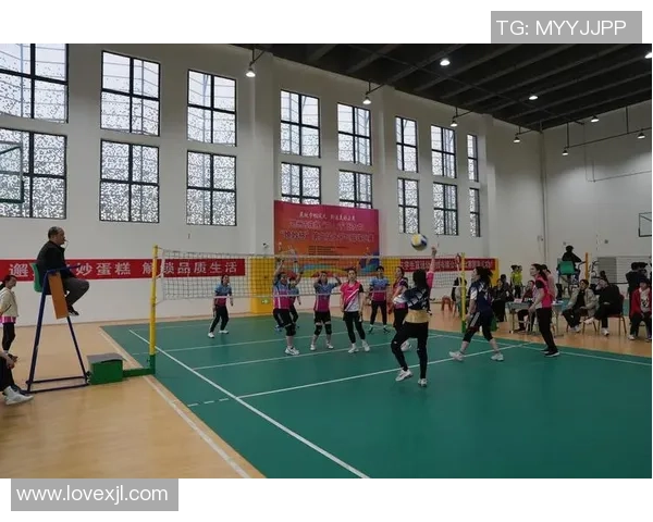 武汉排球队挑战赛点评:个人能力的精彩展现与团队协作的完美结合 武汉排球队挑战赛点评:个人能力的精彩展现与团队协作的完美结合